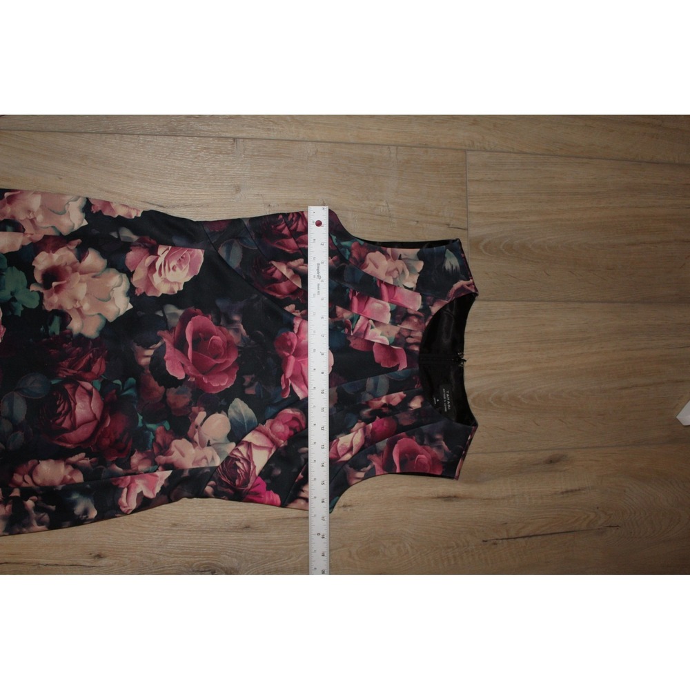 Tahari Arthur S Levine Pink Rose Floral Sheath Dress Black Sleeveless Women's 4 - Picture 7 of 9